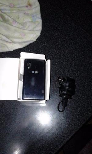 Vendo Celular Lg L5 E451g Usado Tiene El Vidrio RajadoPero