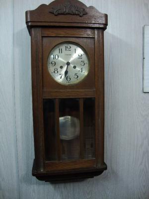 Reloj de péndulo alemán, muy antiguo