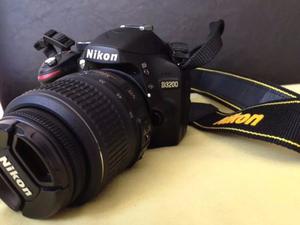 Nikon D - Kit  + accesorios de fabrica