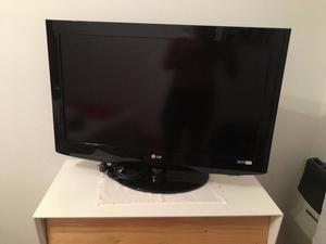 Televisor LED 32" LG (excelente buen estado)