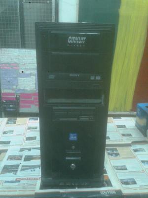 Cpu con 80gb de hd micro x2 de 2.5 ram 2 gb