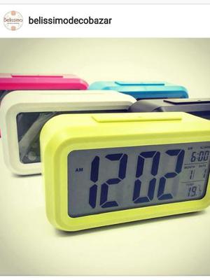 Reloj Deco Vintage Colores Alarma Temperatura