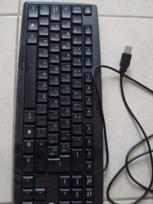 Teclado Genius negro con teclado numérico incluído