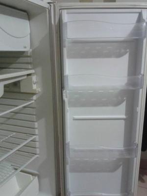 Vendo Heladera $