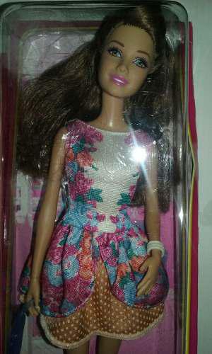 Barbie Fashionista Teresa