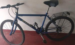 Bisicleta mountain bike