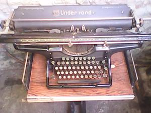 Maquina de Escribir " Underwood " Antigua Funcionando