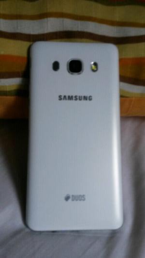 Samsung Galaxy J Duos 3G blanco