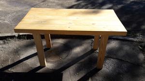 mesa rectangular de madera dura muy buena