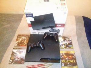 playstation 3 slim de 160 GB con 2 joystick y 4 juegos