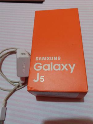 SAMSUNG GALAXY J