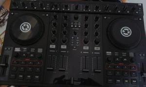 Vendo traktor s4