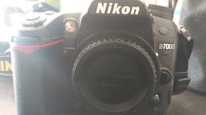 Nikon D + grip
