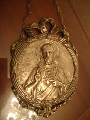 antiguo medallon del sagrado corazon de jesus para pared