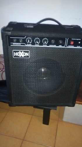 Amplificador Bajo Hoxon 20 W - Poco Uso - Vendo O Permuto