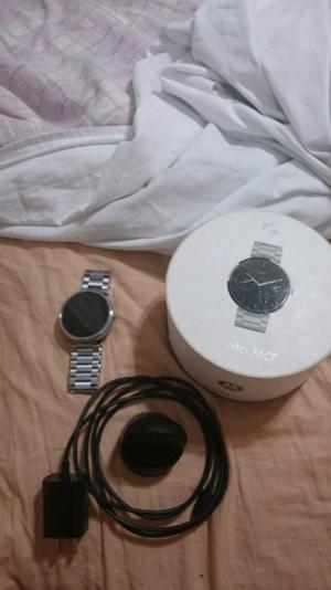 RELOJ CELULAR MOTO 360 ACERO INOXIDABLE CON CARGADOR EN CAJA