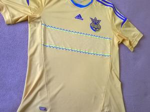 Remera Oficial Adidas de Ucrania m/c.