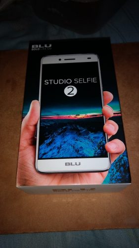 Vendo Blu Studio Selfie 2