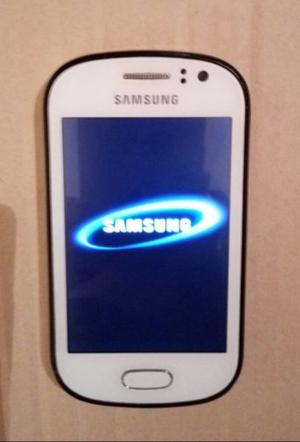 celular samsung FAME