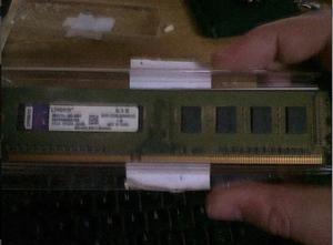 DDR 3 Kingston 2 GB Mhz Oferta - Pago en efectivo