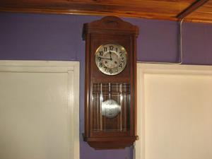 Reloj De Pared Antiguo Marca (Junghans)