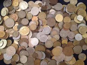 Lote 2 Kilos De Monedas Del Mundo Y Regalo