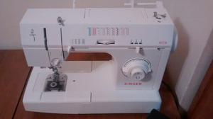 Maquina de coser SINGER