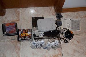 Playstation 1 (slim)+ 2 Joysticks+ Memory Card+ Juegos