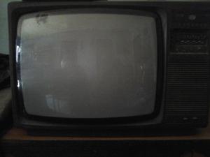 TELEVISOR COLOR ANTIGUO