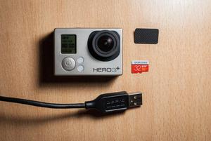 Vendo GoPro HERO3 Plus Silver Edition+micro sd 32Gb + Bolso