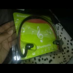 Vendo auriculares Bluetooth nuevos!