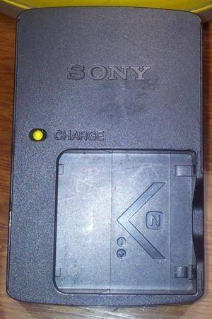 Cargador Sony Original BC-CSN - Para Bateria: Np-bn1