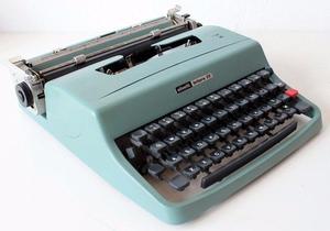 maquina escribir olivetti lettera 32_NUEVA_ con estuche