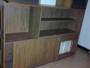 MUEBLE DE MADERA P/ OFICINAS,LIBROS $ 