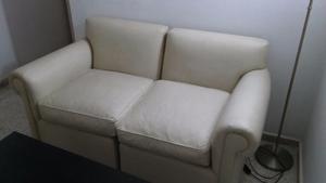 Sillon doble + mesita + 2 puff