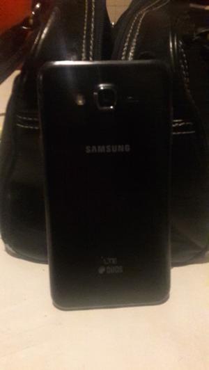 Vendo celulares Samsung j7.liberados impecables con 2 fundas