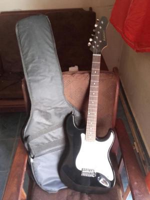 Guitarra electrica, amplificador de 20 con distorciones