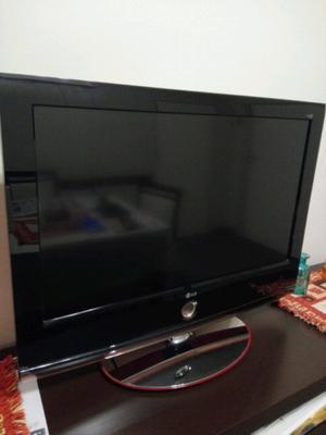 LCD LG 32 pulgadas. 6 meses de uso. Como nuevo.