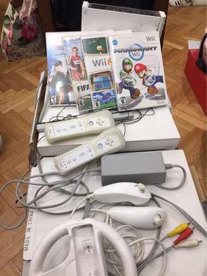 Nintendo Wii Completa Con 2 Joysticks Completos Mas 4 Juegos