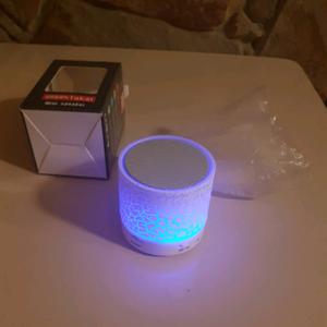 Parlante Bluetooth con luces