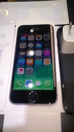 Vendo o permuto iphone 5s de 16 gb libre con accesorios