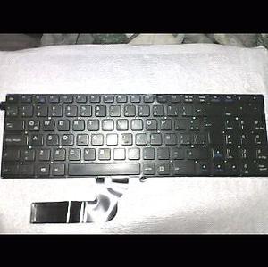 Vendo Teclado para bangho excelente estado