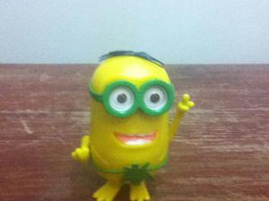 parlante minions amarillo playa fm y mp3