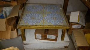 mesa ratona con azulejos 67x67