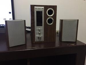 VENDO AMPLIFICADOR AUDIO 2.1 EXCELENTE ESTADO