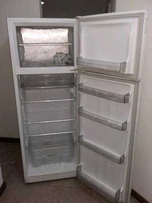 Heladera GAFA con freezer