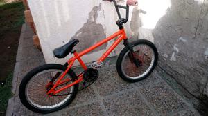 Vendo bicicleta venzo bmx