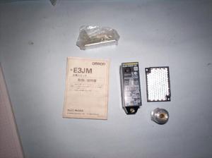 fotocelula retroreflectiva, marca omro, modelo e3jm-r4 r4