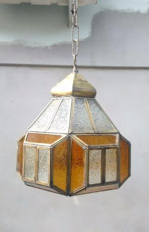 Lámparas antiguas de vidrio repartido