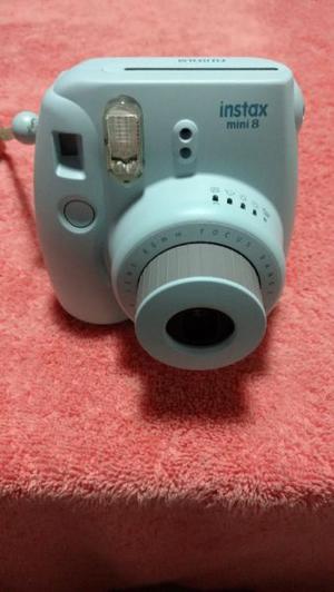 Camara instantanea Fujifilm Instax mini 8